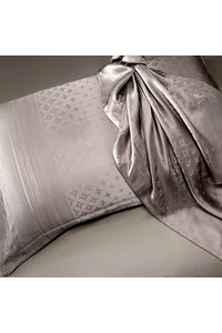 Наволочка шелковая из натурального шелка. Карамель под звездами. Бежевая Silk Kiss. Размер 50 х 70 см. Двусторонняя