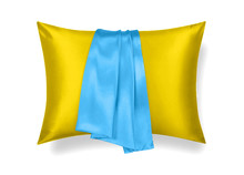 Set of silk pillowcases Ukraine, yellow and blue, 2 pcs[100-shelkovaya-naturalnaya-rozovaya-sorochka-samarkand-silk-kiss-samarkand-xs-32-34-1613.jpg]