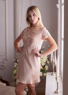 Silk women's nightgown "Venice". TM "Silk Kiss". Natural 100% silk. Beige, Size: S[100-shelkovaya-naturalnaya-rozovaya-sorochka-samarkand-silk-kiss-samarkand-xs-32-34-1613.jpg]