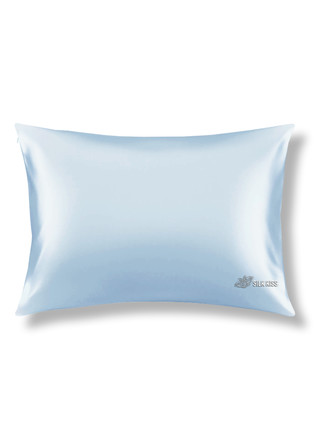 Pillowcase made of 100% natural silk. Blue 22 mmi[100-shelkovaya-naturalnaya-rozovaya-sorochka-samarkand-silk-kiss-samarkand-xs-32-34-1613.jpg]