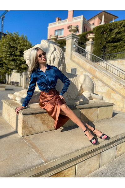 жіноча шовкова блузка