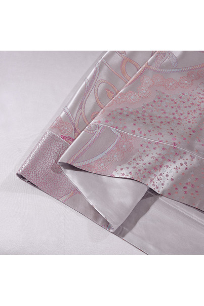 Постельное белье из натурального шелка розовое