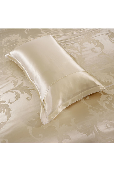 Silk bed linen set. Golden silk. 100% natural silk[100-shelkovaya-naturalnaya-rozovaya-sorochka-samarkand-silk-kiss-samarkand-xs-32-34-1613.jpg]