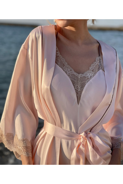 Шовкова жіноча нічна сорочка і халат. Комплект "Палермо". TM "Silk Kiss". Натуральний 100% шовк, Розмір: S[100-shelkovaya-naturalnaya-rozovaya-sorochka-samarkand-silk-kiss-samarkand-xs-32-34-1613.jpg]
