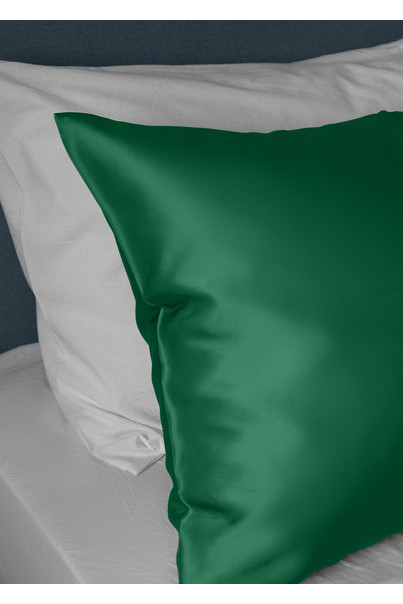 Pillowcase made of 100% natural silk. Green 22 mmi[100-shelkovaya-naturalnaya-rozovaya-sorochka-samarkand-silk-kiss-samarkand-xs-32-34-1613.jpg]