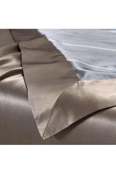 Комплект постільної білизни з натурального шовку "Місячна соната" 100% шовк[100-shelkovaya-naturalnaya-rozovaya-sorochka-samarkand-silk-kiss-samarkand-xs-32-34-1613.jpg]