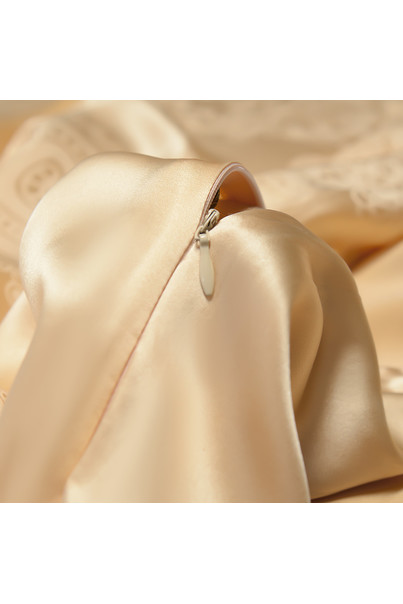 Комплект постільної білизни з натурального шовку "Пісочний мотив" 100% шовк[100-shelkovaya-naturalnaya-rozovaya-sorochka-samarkand-silk-kiss-samarkand-xs-32-34-1613.jpg]