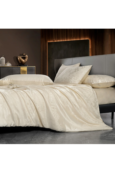 Set of bed linen made of natural silk "Exquisite ivory" 100% silk[100-shelkovaya-naturalnaya-rozovaya-sorochka-samarkand-silk-kiss-samarkand-xs-32-34-1613.jpg]