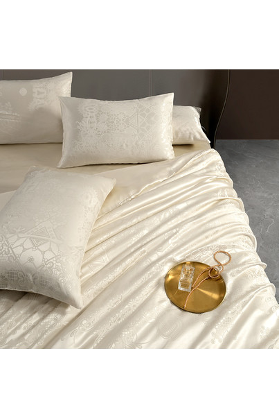 Set of bed linen made of natural silk "Exquisite ivory" 100% silk[100-shelkovaya-naturalnaya-rozovaya-sorochka-samarkand-silk-kiss-samarkand-xs-32-34-1613.jpg]