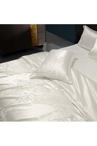Silk bed linen set. Lactic. 100% natural silk[100-shelkovaya-naturalnaya-rozovaya-sorochka-samarkand-silk-kiss-samarkand-xs-32-34-1613.jpg]