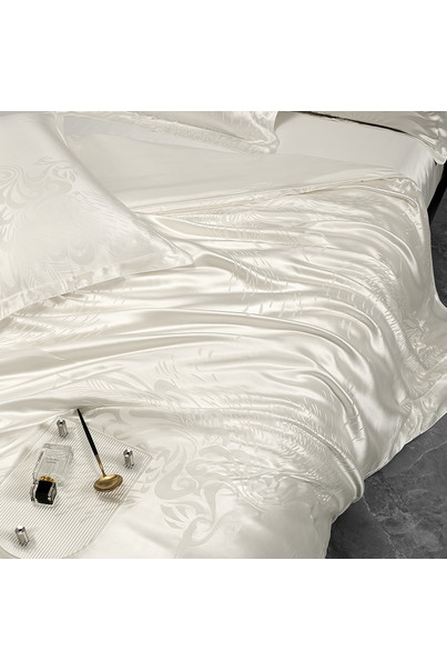 Silk bed linen set. Lactic. 100% natural silk[100-shelkovaya-naturalnaya-rozovaya-sorochka-samarkand-silk-kiss-samarkand-xs-32-34-1613.jpg]