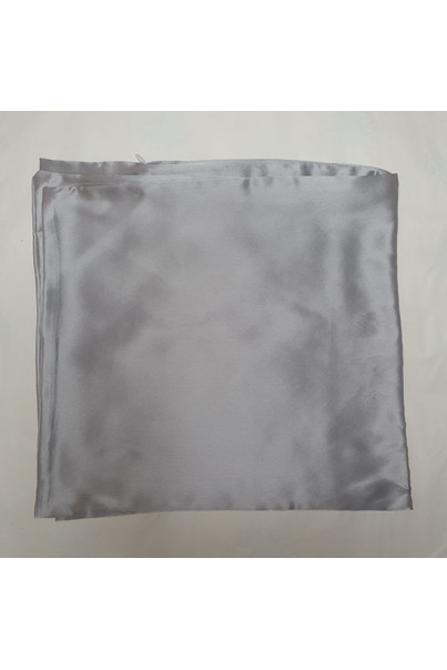 Наволочка квадратная из 100% натурального шелка. Серая 19 mmi, 60х60, изображение 2 Наволочка квадратная из 100% натурального шелка. Серая 19 mmi, 60х60, изображение 2