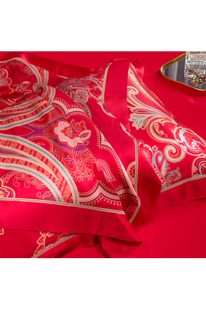 Silk bed linen, made of natural silk, red. Duvet cover, sheet, 2 pillowcases. Eastern temptation. Silk Kiss[100-shelkovaya-naturalnaya-rozovaya-sorochka-samarkand-silk-kiss-samarkand-xs-32-34-1613.jpg]