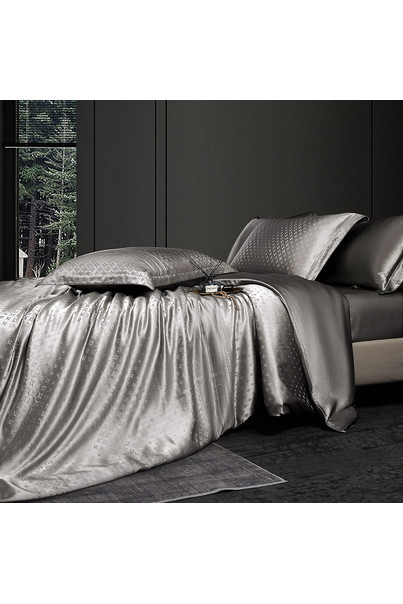 Silk bed linen, made of natural silk. Duvet cover, sheet, 2 pillowcases. Gray. Whisper under the stars. Silk Kiss[100-shelkovaya-naturalnaya-rozovaya-sorochka-samarkand-silk-kiss-samarkand-xs-32-34-1613.jpg]
