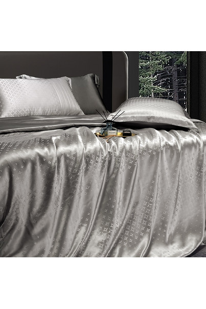 Постільна білизна шовкова, з натурального шовку. Підковдра, простирадло, 2 наволочки. Сірий. Шепіт під зірками. Silk Kiss[100-shelkovaya-naturalnaya-rozovaya-sorochka-samarkand-silk-kiss-samarkand-xs-32-34-1613.jpg]