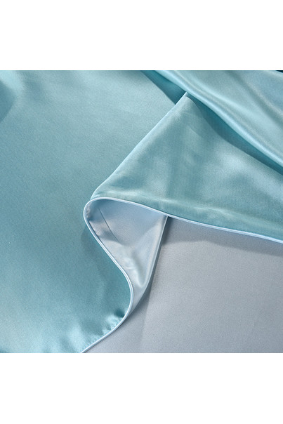 Silk pillowcase made of 100% natural silk. Blue peony. Size 50*70 cm[100-shelkovaya-naturalnaya-rozovaya-sorochka-samarkand-silk-kiss-samarkand-xs-32-34-1613.jpg]