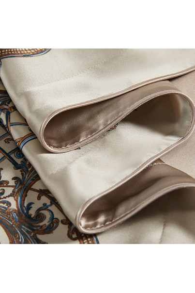 Шелковая наволочка из 100% натурального шелка. Узоры версальской ванили. Размер 50*70 см. Двусторонняя, изображение 6