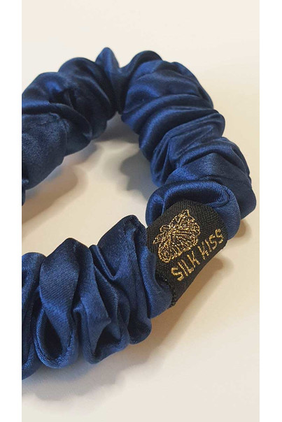 Гумка для волосся з натурального 100% шовку, синя тонка шовкова[100-shelkovaya-naturalnaya-rozovaya-sorochka-samarkand-silk-kiss-samarkand-xs-32-34-1613.jpg]