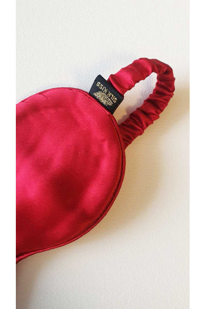 Sleep mask made of natural 100% silk TM "Silk Kiss", burgundy[100-shelkovaya-naturalnaya-rozovaya-sorochka-samarkand-silk-kiss-samarkand-xs-32-34-1613.jpg]