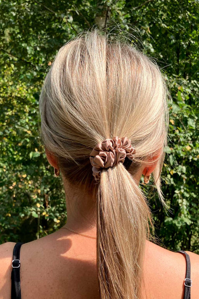 Silk hair band made of 100% natural silk, thin. Color powder rose[100-shelkovaya-naturalnaya-rozovaya-sorochka-samarkand-silk-kiss-samarkand-xs-32-34-1613.jpg]