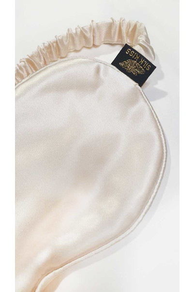 Sleep mask made of natural 100% silk TM "Silk Kiss", champagne color[100-shelkovaya-naturalnaya-rozovaya-sorochka-samarkand-silk-kiss-samarkand-xs-32-34-1613.jpg]