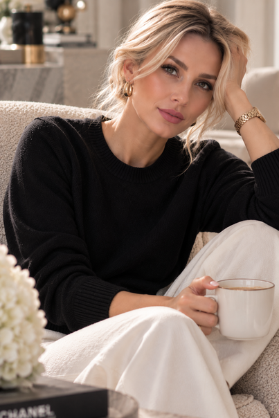 Светр вовняний жиночій | TM "Silk Kiss" | Premium Merino Wool, натуральна шерсть 100%, колір: чорний, Розмір: S[100-shelkovaya-naturalnaya-rozovaya-sorochka-samarkand-silk-kiss-samarkand-xs-32-34-1613.jpg]
